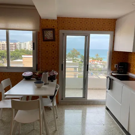 One Of A Kind, Fully Equipped Seafront Penthouse Apartment *
