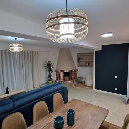 One Of A Kind, Fully Equipped Seafront Penthouse *